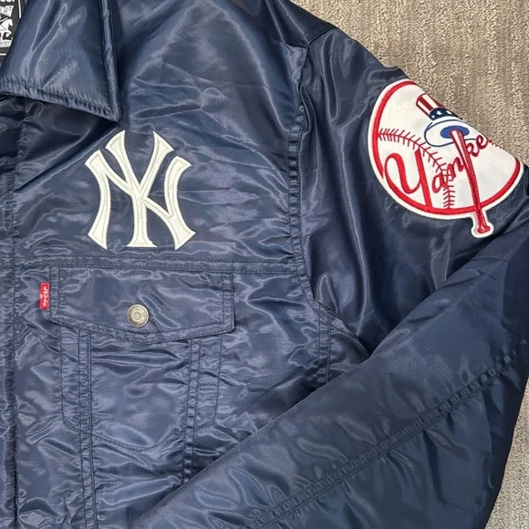 Levi’s x Starter NY Yankees Jacket NWT Size Large - Picture 10 of 16